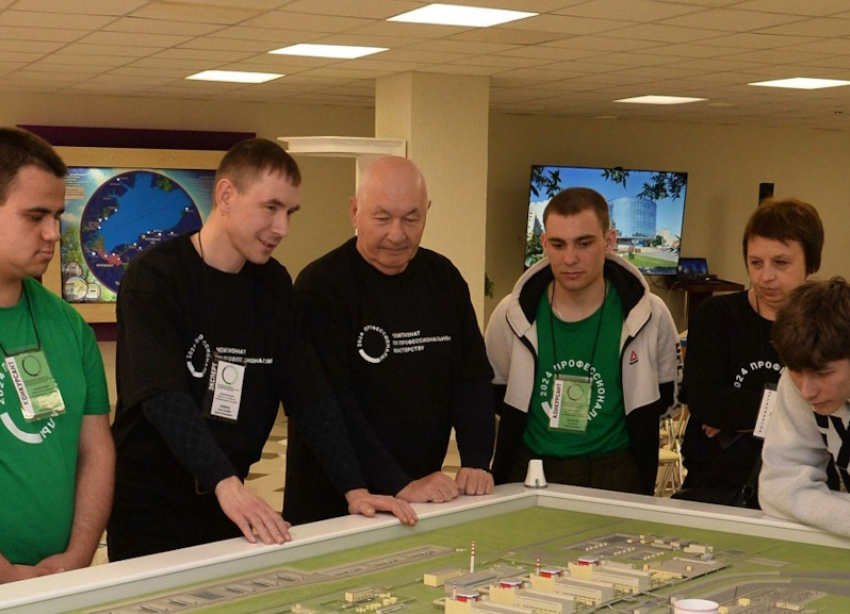 Студенты из Запорожской области посетили в Волгодонске Информационный центр Ростовской АЭС