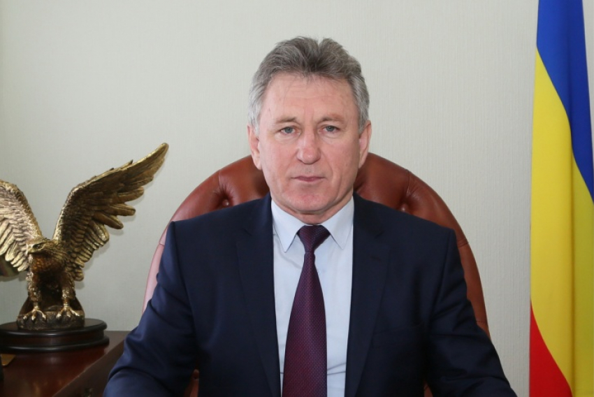 В превышении полномочий подозревают главу администрации Волгодонска Виктора Мельникова