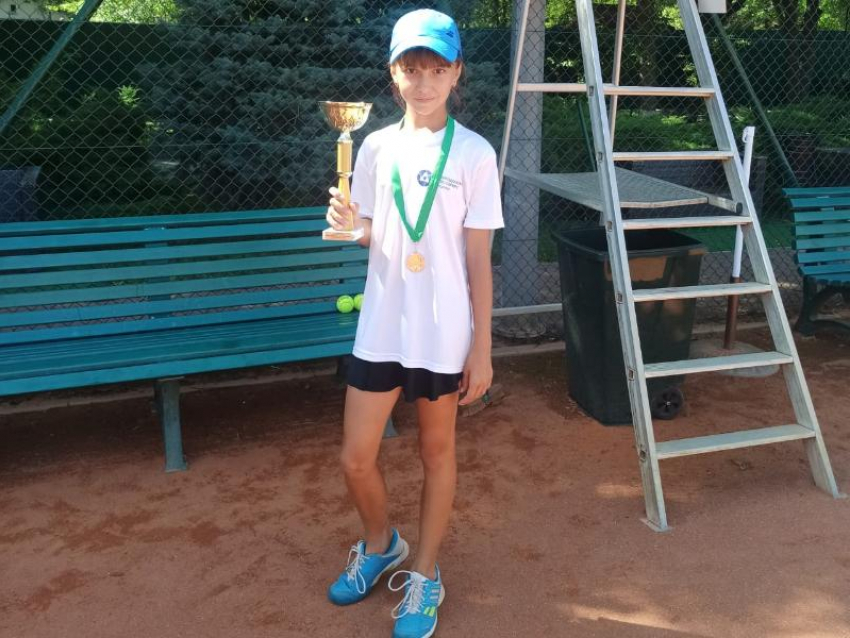 Волгодончанка заняла второе место на региональных соревнованиях по теннису