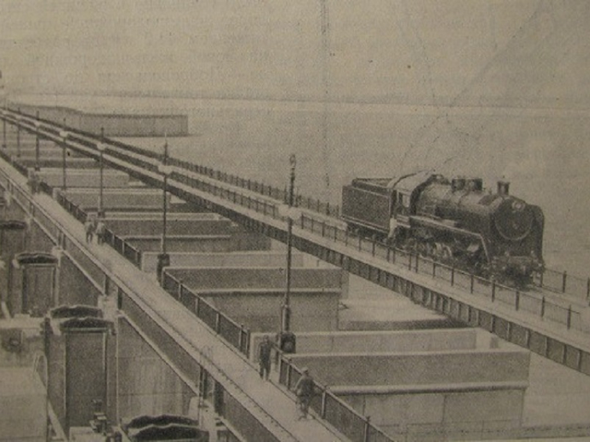 Календарь Волгодонска: 68 лет назад по плотине Цимлянской ГЭС прошел первый поезд