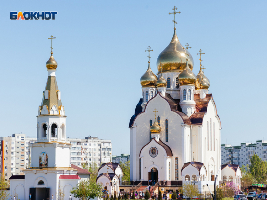 Волгодонская епархия поделилась с горожанами правилами поведения на кладбище в Радоницу