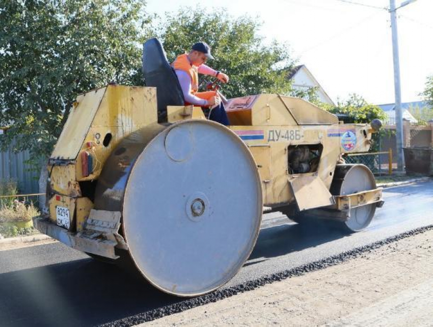 В Волгодонске увеличивают темпы ремонта дорог в опасениях непогоды