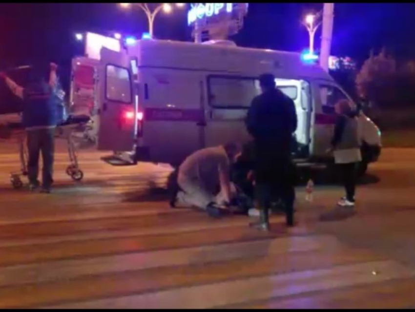 Рано утром на «зебре» у Комсомольской площади сбили пешехода