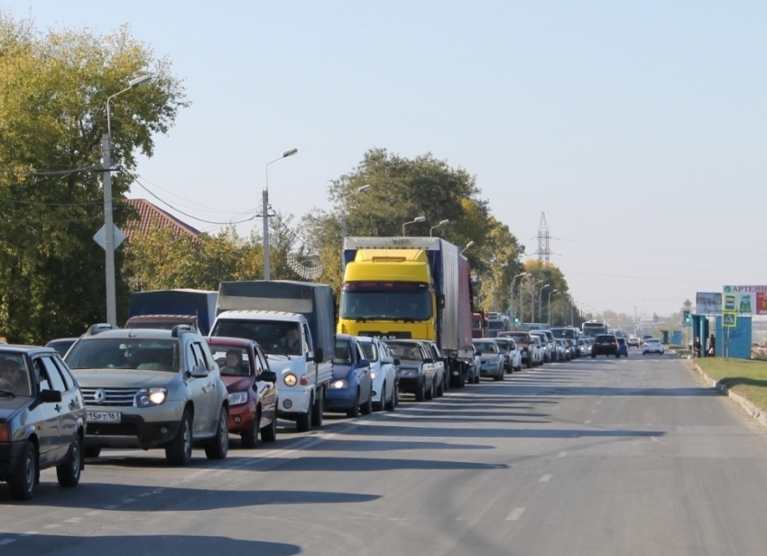 Тяжеловесам запретили днем ездить по центральным улицам Волгодонска 