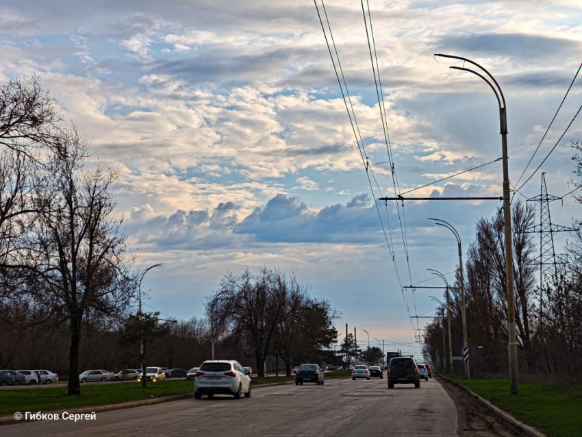Волгодонцев ждет прохладный и ветреный понедельник