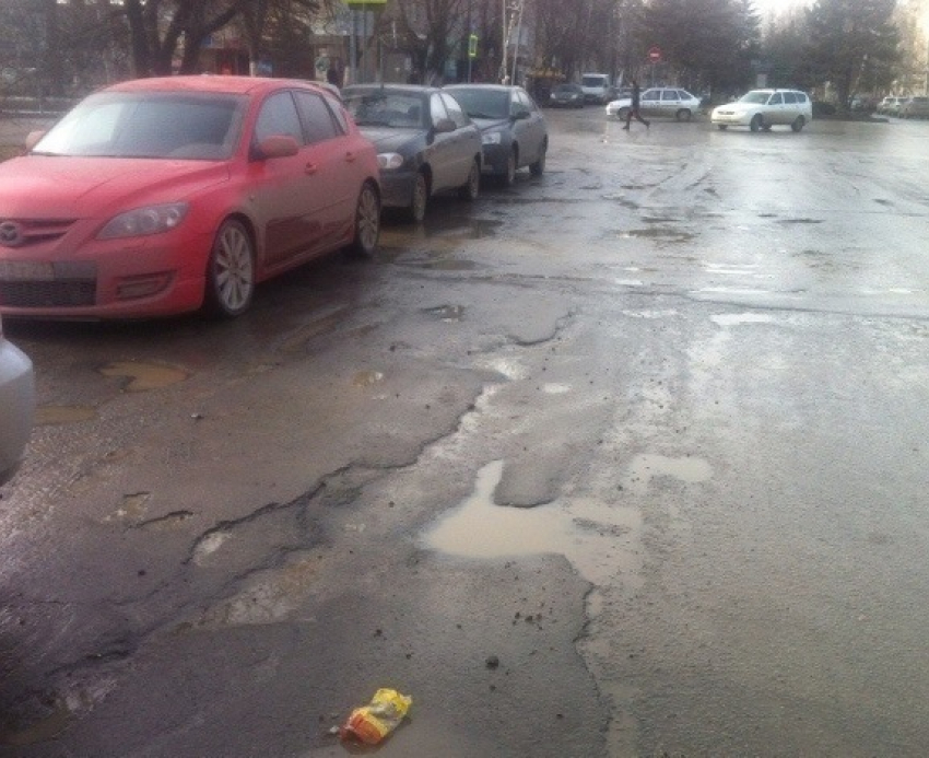 Волгодонск останется без капитального ремонта дорог в 2016 году