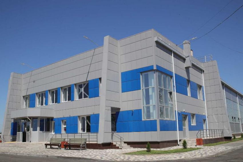 Новый физкультурно-оздоровительный комплекс в Константиновске практически готов к открытию 