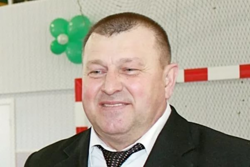 Подозреваемый в получении крупной взятки Андрей Садымов продолжает руководить Цимлянским районом