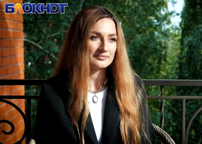 О прошлой жизни в Украине, о страшной войне и о счастливом настоящем: участница проекта «Миссис Блокнот» Вера Роман 