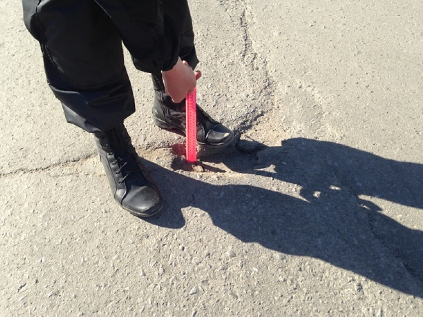 Ужасы ямочного ремонта в Волгодонске: проверка ОНФ оставила много вопросов 