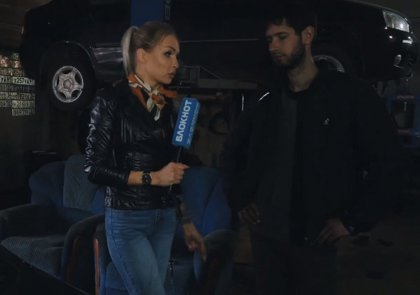 Блондинка подготовила свой автомобиль к весне в автосервисе «Форсаж +»