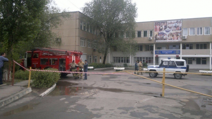 В Волгодонске в канун годовщины теракта поступило сообщение о заминировании лицея № 24