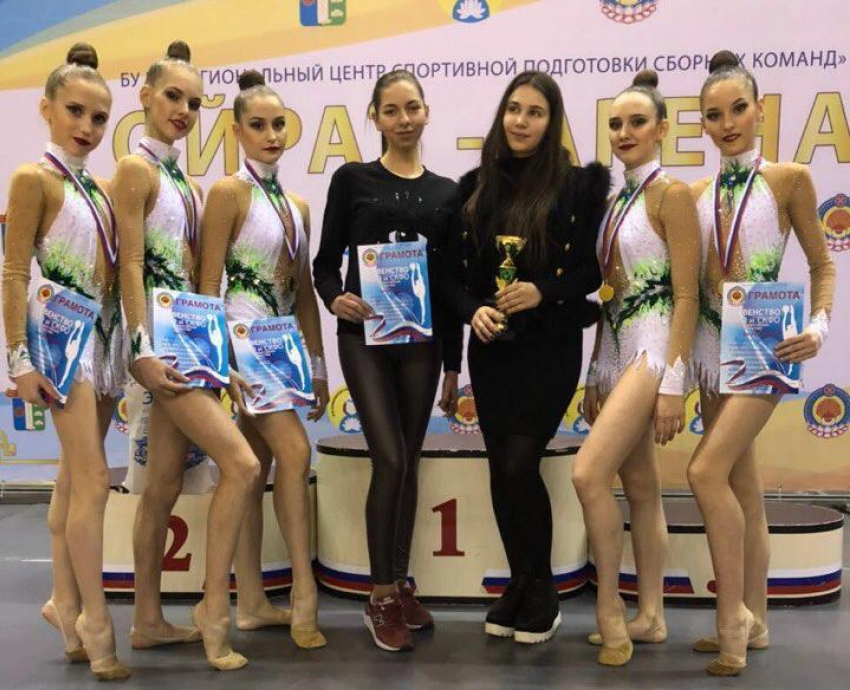 Волгодонская гимнастка Анастасия Овчинникова в свой день рождения стала чемпионкой ЮФО 