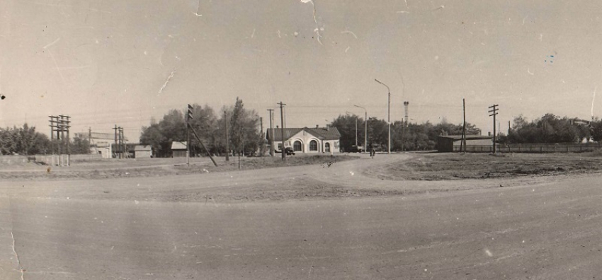 Волгодонск прежде и теперь: старый железнодорожный вокзал
