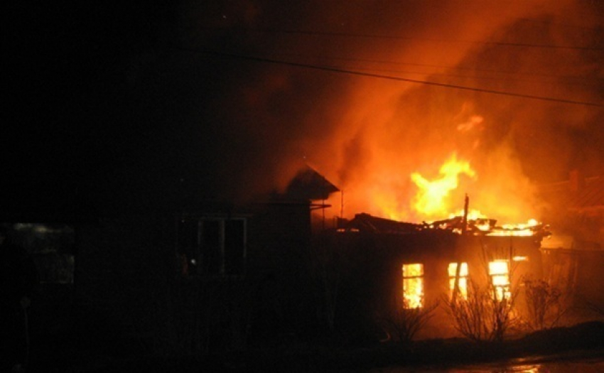  В Цимлянске произошел пожар на улице Красноармейской