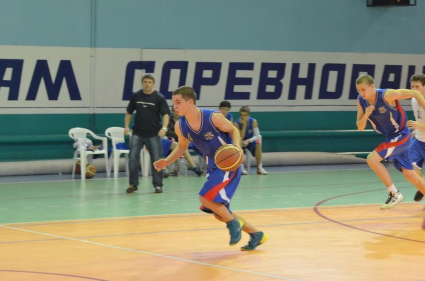 Баскетбольный клуб «Волгодонск» проиграл лидеру чемпионата области