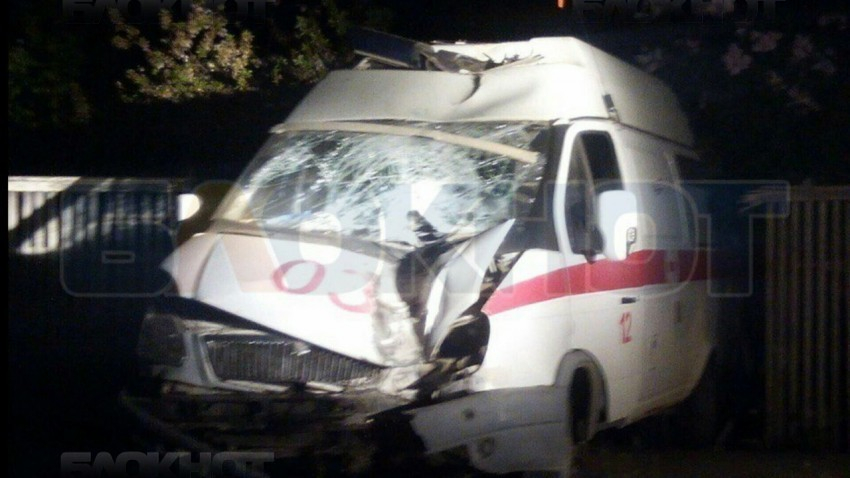 Свидетелей серьезной аварии с участием «скорой» в Волгодонске просят откликнуться