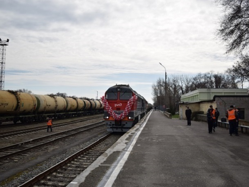 После открытия железной дороги Морозовск - Волгодонск горожан предупредили об опасности нахождения на железнодорожных путях