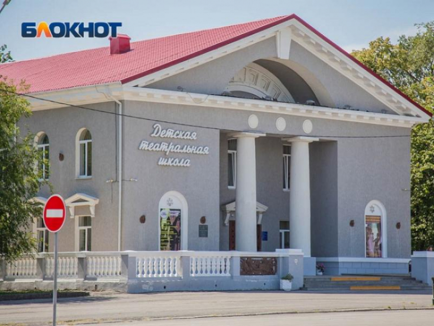 День в истории: 68 лет назад начал работать старейший городской Дворец культуры