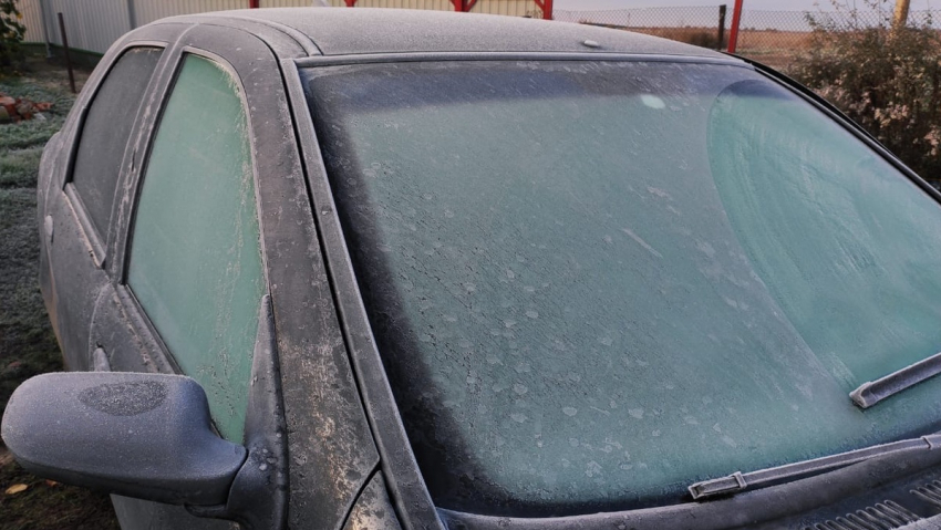 ГИБДД напоминает автомобилистам Волгодонска о необходимости замены летних шин на зимние 