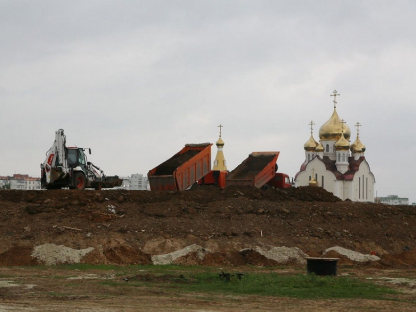 Площадь огромного фонтана в Молодежном парке составит тысячу квадратных метров