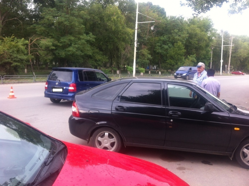 В Волгодонске водитель «Мазды Демио» сбил девятилетнего ребенка