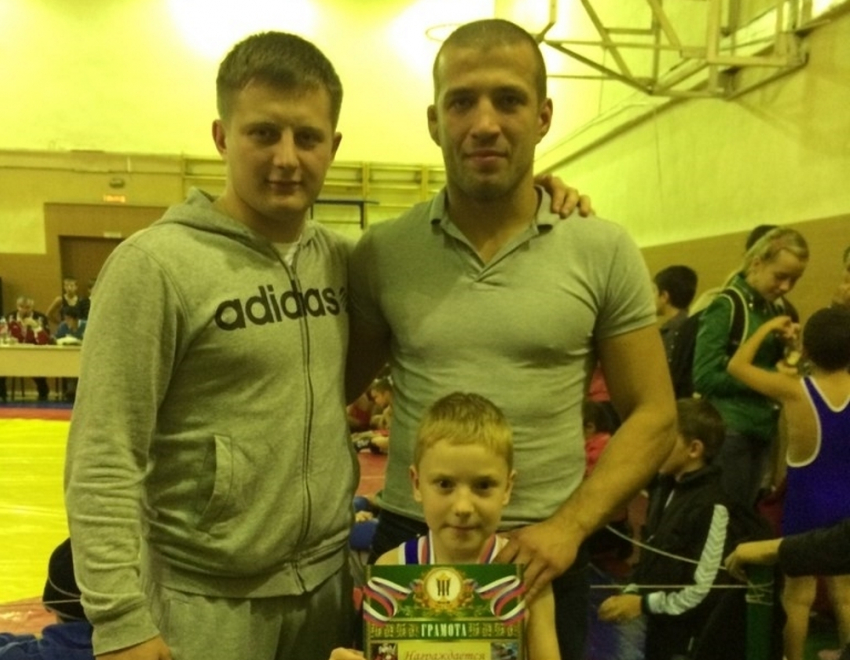 Юный волгодонец выиграл бронзу на всероссийском турнире по вольной борьбе