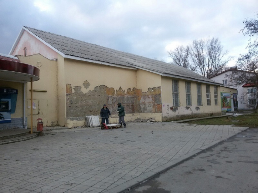 Делом «пушкинских барельефов» заинтересовалась муниципальная инспекция Волгодонска