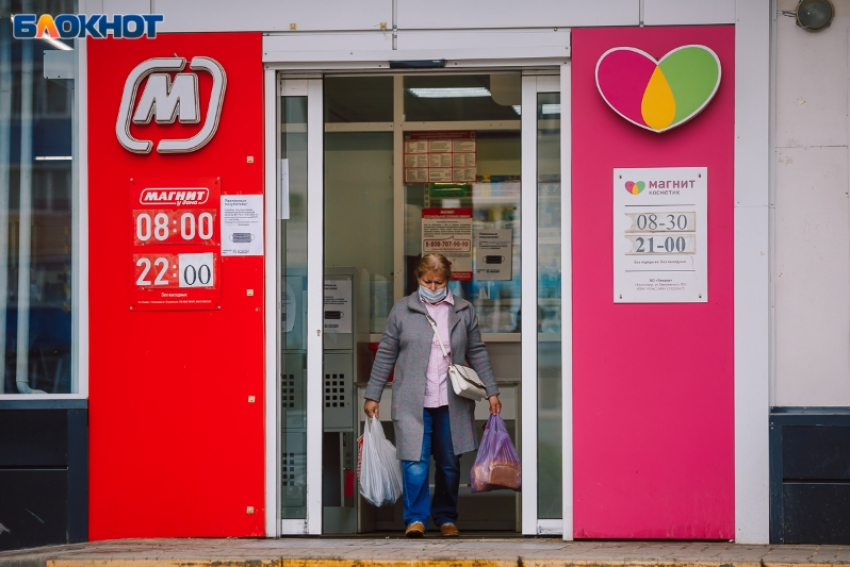 В магазинах Волгодонска запретили обслуживание покупателей без лицевых масок