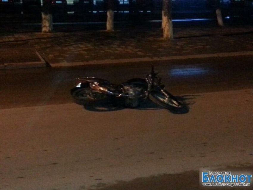 В ночь на 21 апреля в Волгодонске столкнулись «Акцент» и мотоцикл