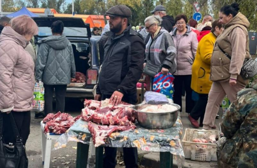 «Какие точно меры?»: Глава города дал поручения представить способы ликвидации незаконной торговли на «Тридцатнике»