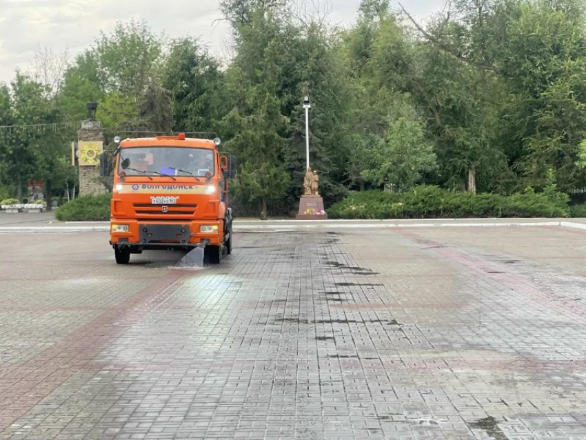 Как проходит суббота у коммунальщиков Волгодонска