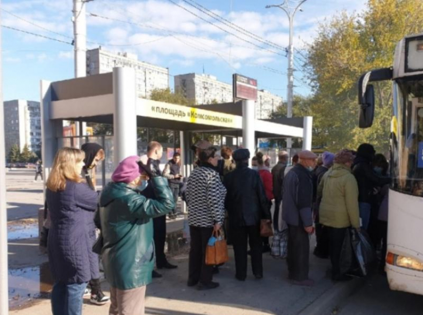 Без малого миллион раз волгодонцы воспользовались льготным проездом в общественном транспорте