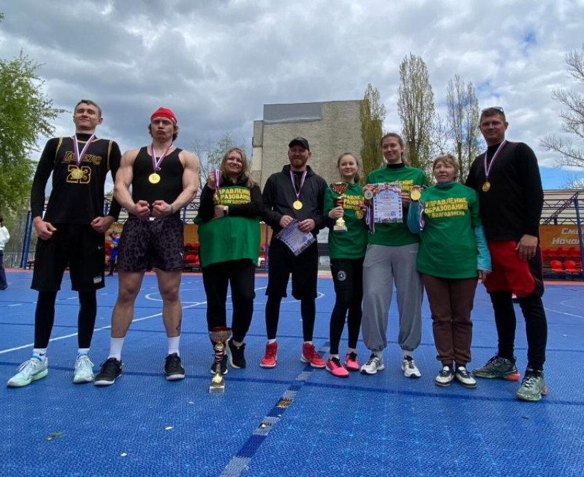 В Спартакиаде  по баскетболу среди трудящихся работники образования оказались сильнее полицейских