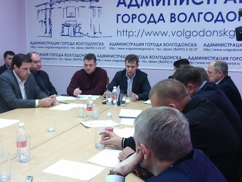 «"ВТС» откровенно над нами смеется» - волгодонские депутаты обсудили обращение жильцов одного из домов