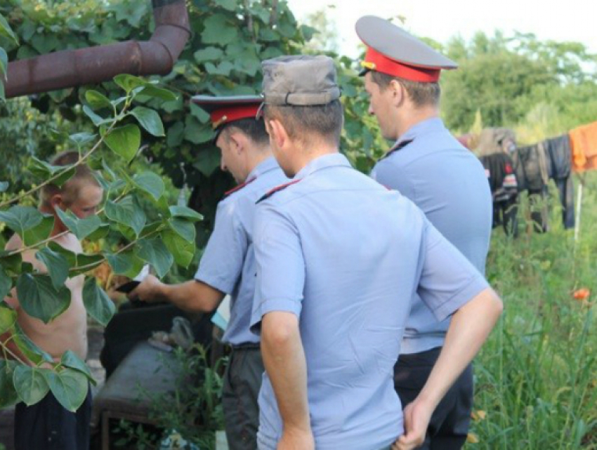 Обворовывавших дачи рецидивистов задержали полицейские Волгодонска