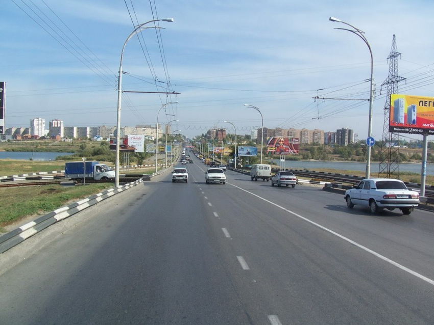 Вместо ремонта моста дорожники возьмутся за съезд на Прибрежную 