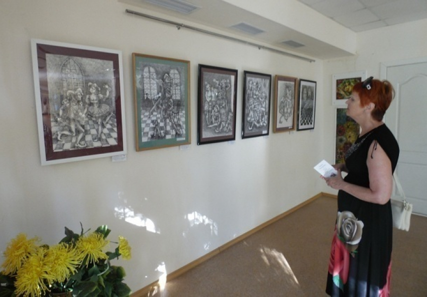 Волгодонские художники представили новую выставку