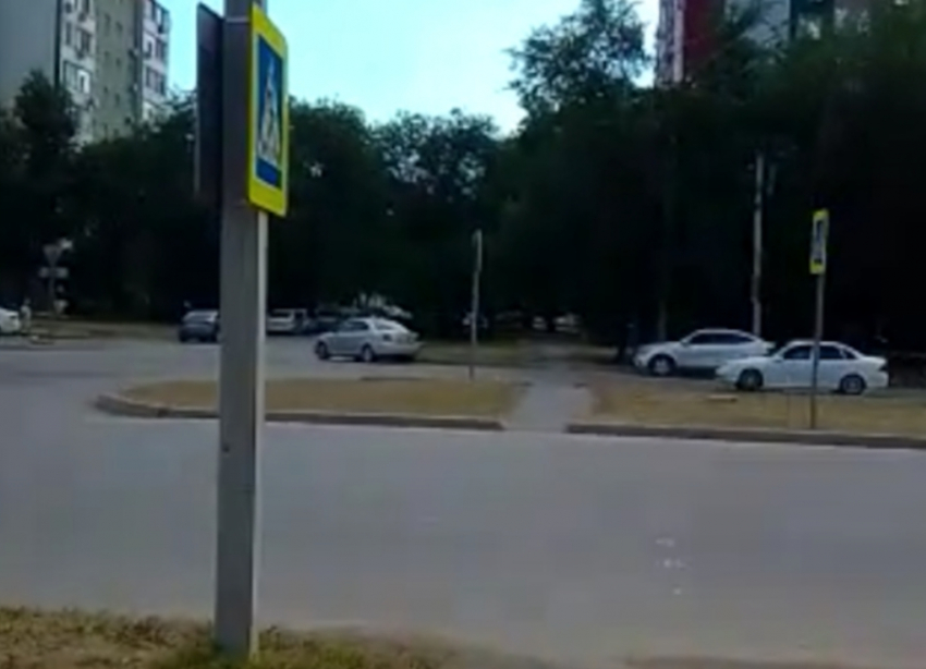 Ради безопасности граждан в квартале В-У нанесут «зебру» на проспекте Мира
