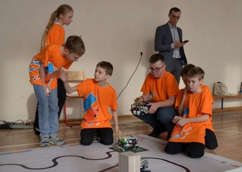 В Волгодонске пройдет отборочный этап международного фестиваля робототехники «РобоФинист»