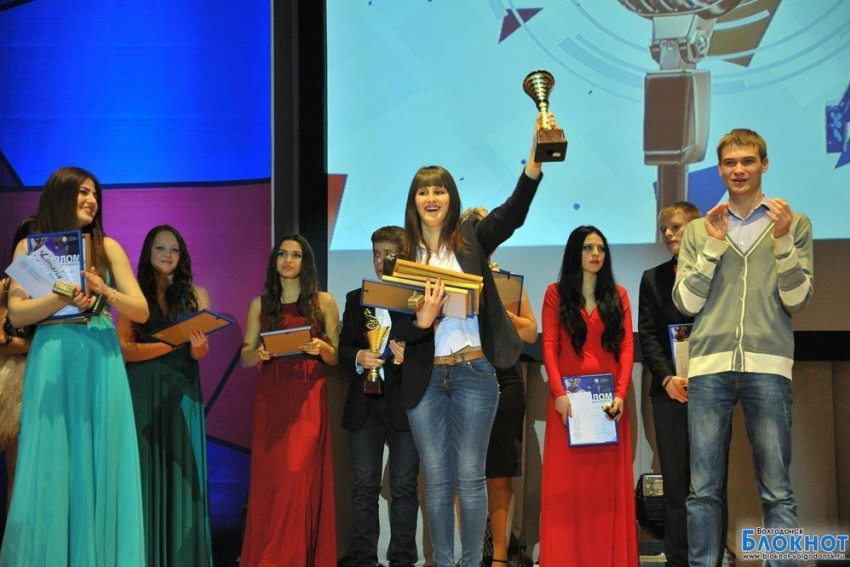 Волгодончанка выиграла гран-при вокального конкурса «Голос ДГТУ-2014»