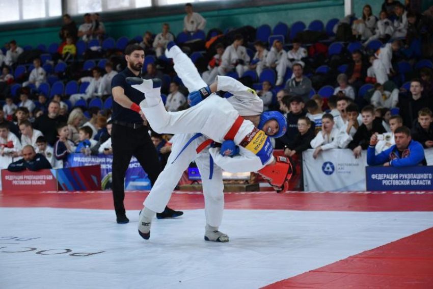 В Волгодонске стартовало первенство Ростовской области по рукопашному бою памяти Героя России Михаила Ревенко