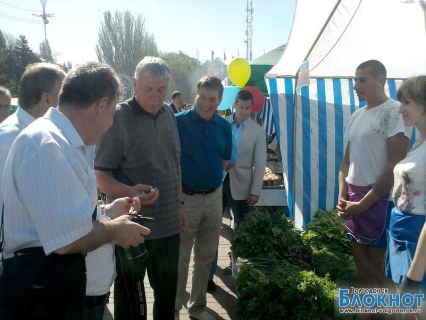 На ярмарку в Волгодонск приехал министр