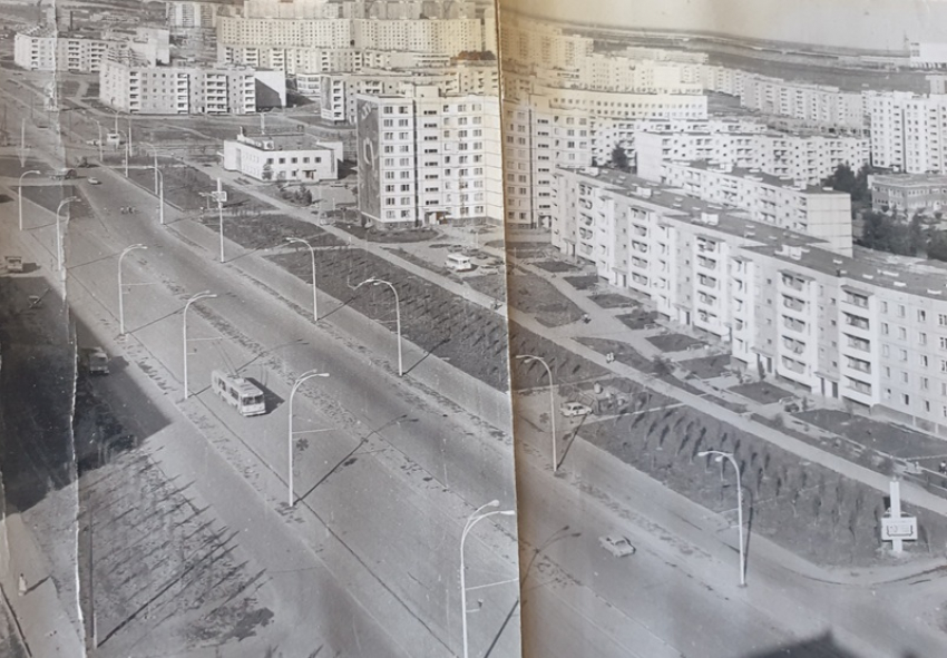 Волгодонск 45 лет назад с высоты птичьего полета: в начале 80-х любопытный инженер залез на самый высокий дом  и сделал панораму нового города