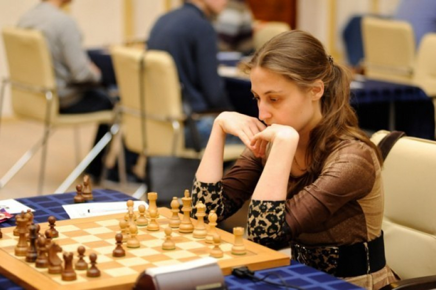 Волгодонская шахматистка Евгения Сухарева победила на турнире по быстрым шахматам