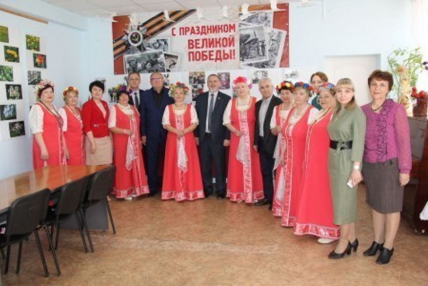 Хоровое пение впечатлило главу Ставропольской городской Думы, приехавшего на обмен опытом к волгодонским депутатам 