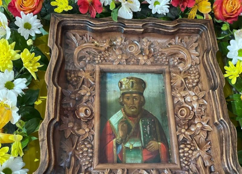 Православные Волгодонска отмечают День памяти святителя Николая Чудотворца