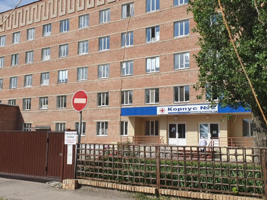 Шесть пациентов ковидного госпиталя в Волгодонске находятся в реанимации 