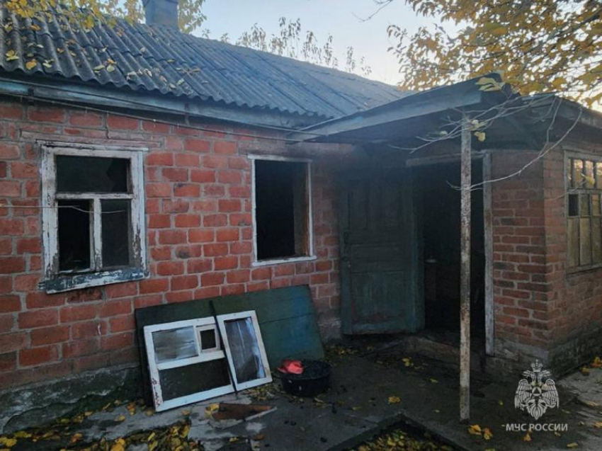 Пожилая женщина погибла при пожаре в Зимовниковском районе