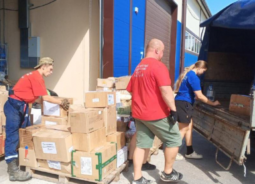 Волгодонск собирает гуманитарную помощь для участников СВО 